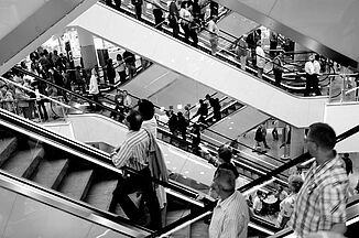 Auf und ab im Karstadt Leipzig